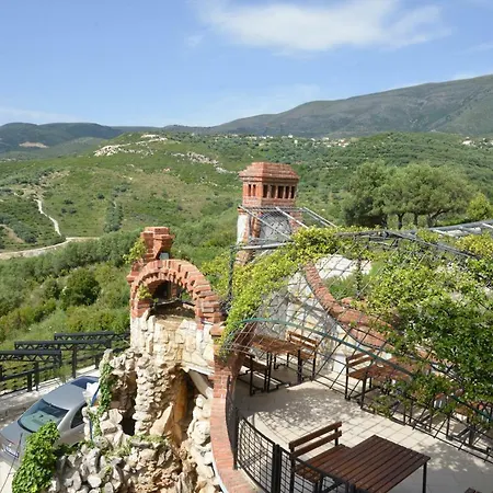 Hotel Artisti 3*