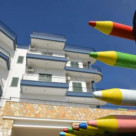 Artisti Hotel