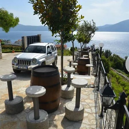 Hotel Artisti 3*