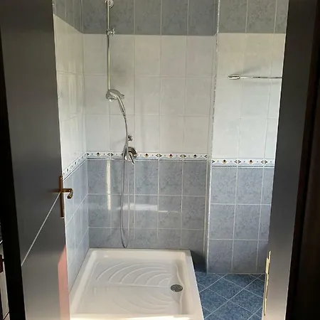 Hotel Artisti 3*